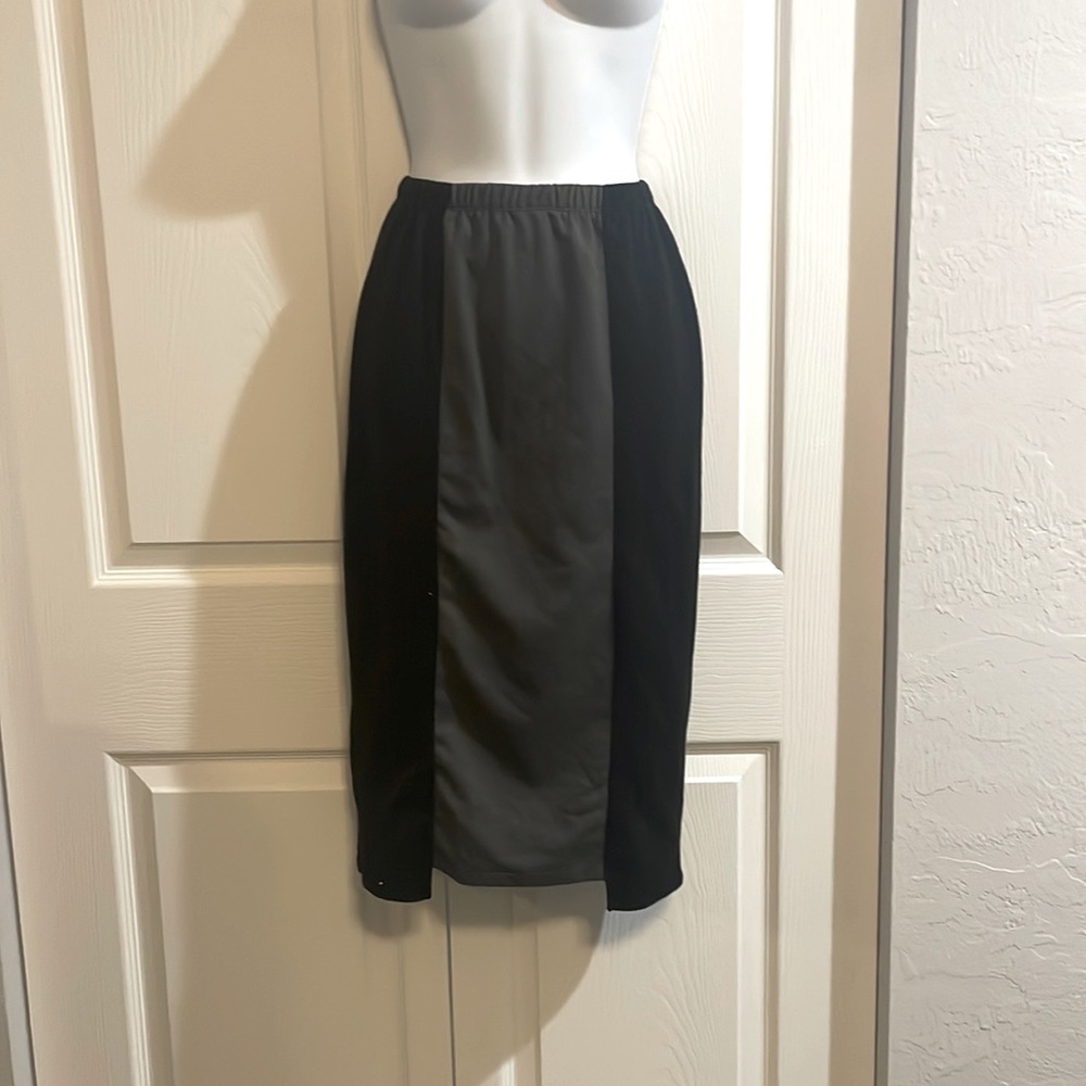 Two toned Mossimo pencil skirt